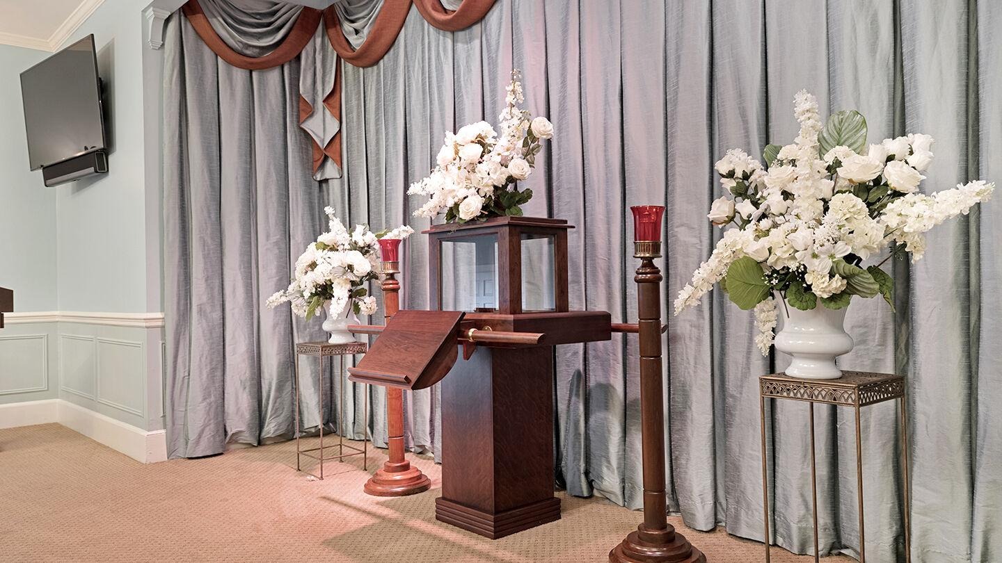 Moll Funeral Home gallery image 2